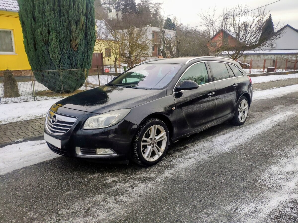 Opel Insignia 2.0 CDTi 118 kW, SVĚTLÝ INTERIÉR - 3