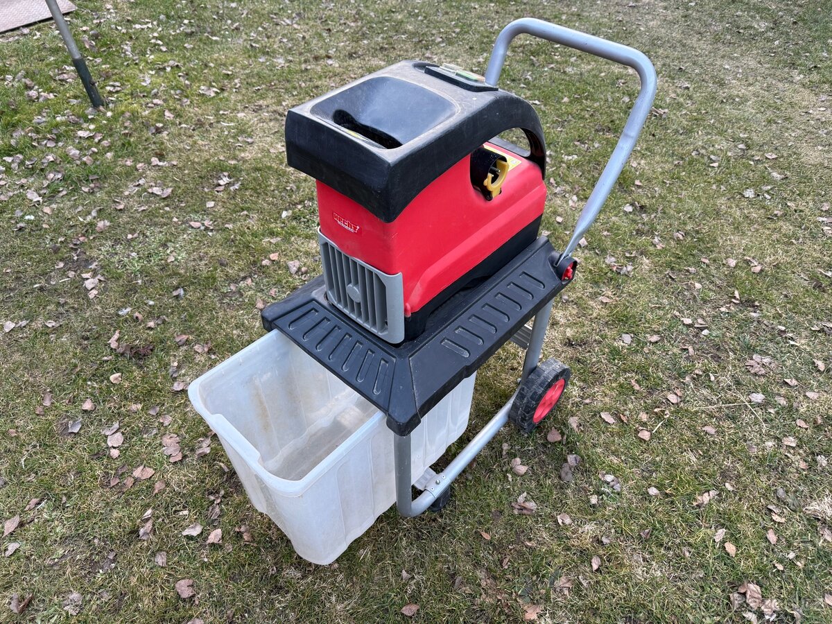 Prodám štěpkovač na větve - 3