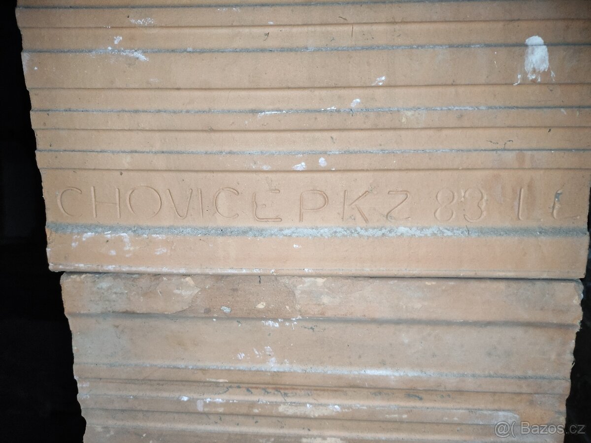 KOMÍNOVÁ TVAROVKA UDÍRNA - 3