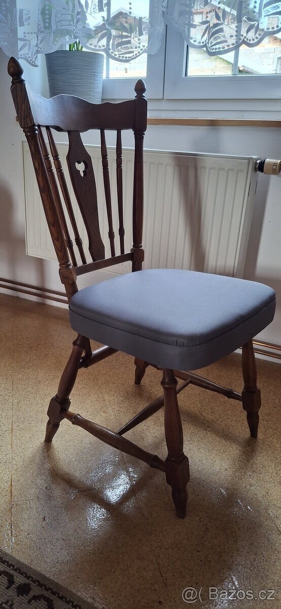 Jídelní sestava z masivu (stůl + 4 židle) - 3