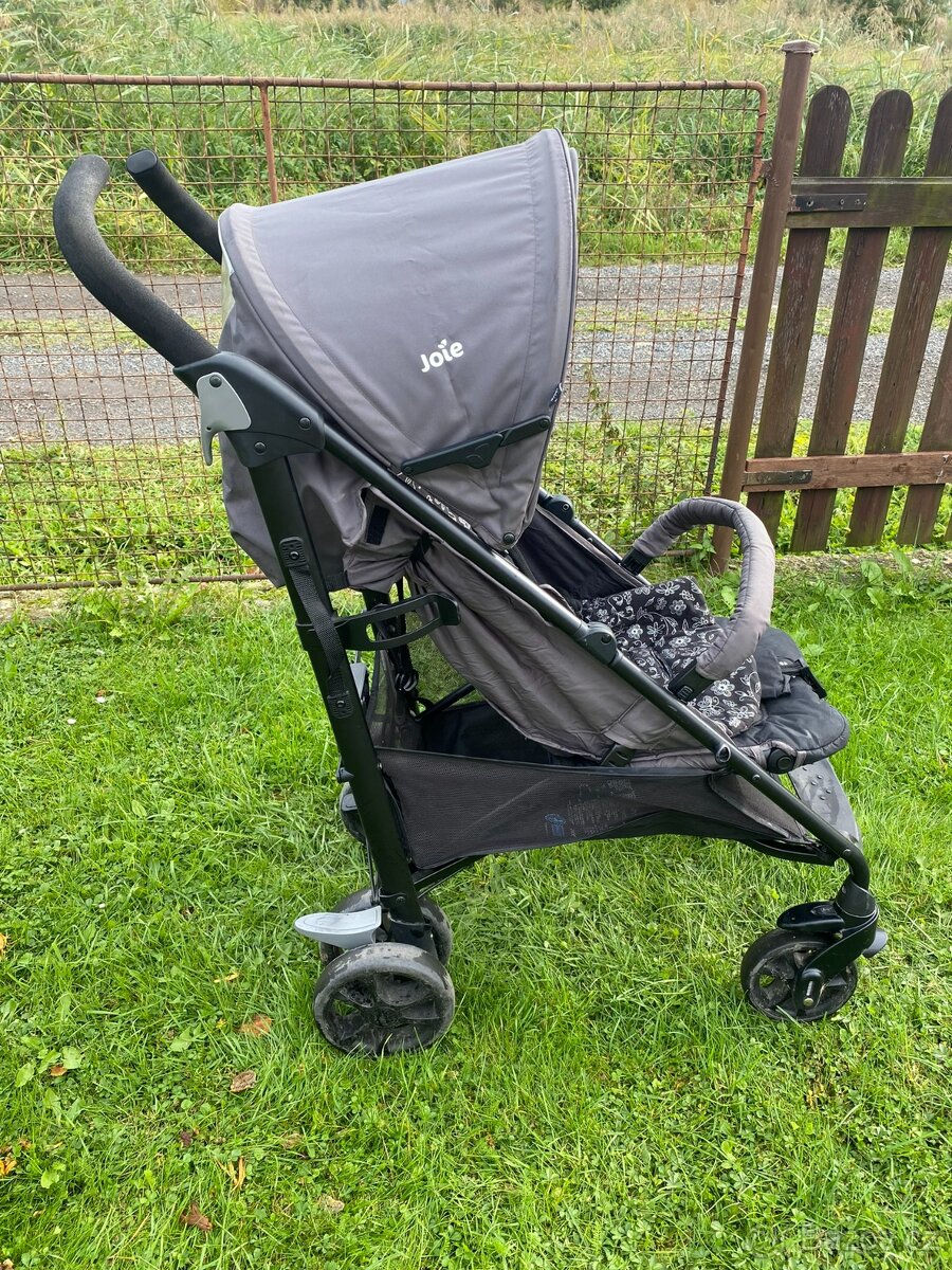 Sportovní kočárek JOIE - 3