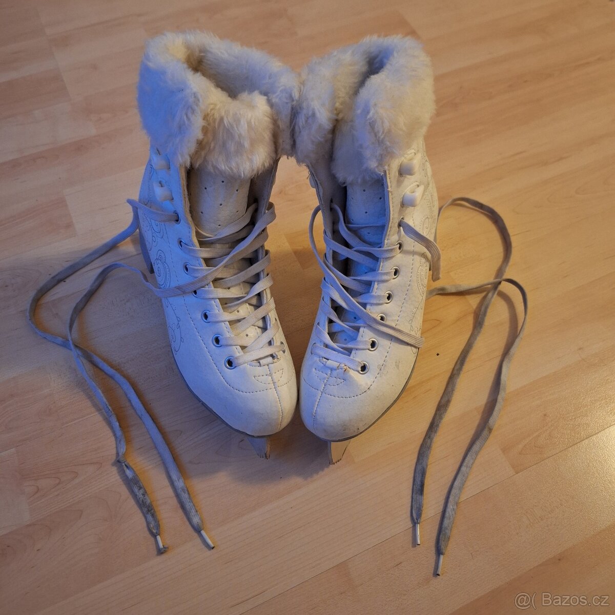 brusle dívčí s kožíškem vel.36 (23,5mm) - 3