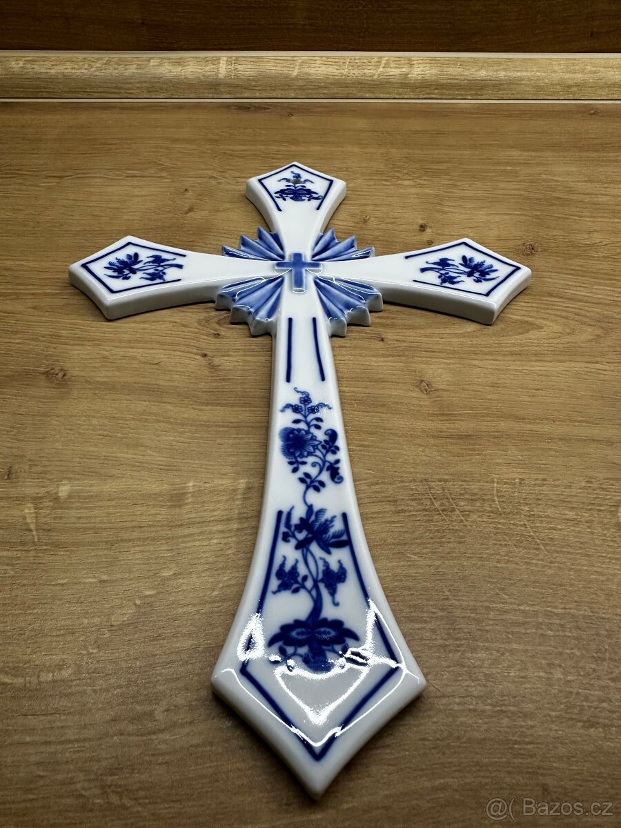 Závěsný svatý kříž, Cibulak - 3
