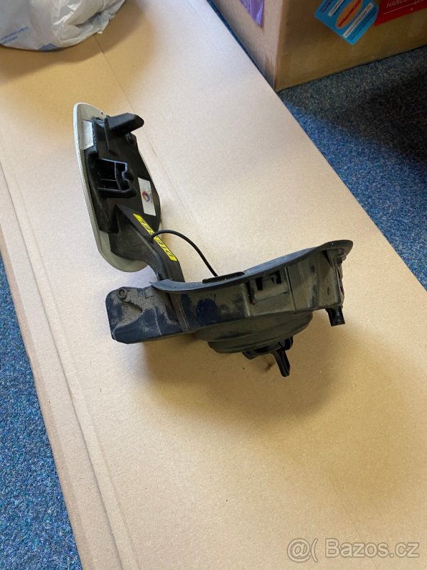 víčko nádrže Peugeot 308 2013-2018 - 3