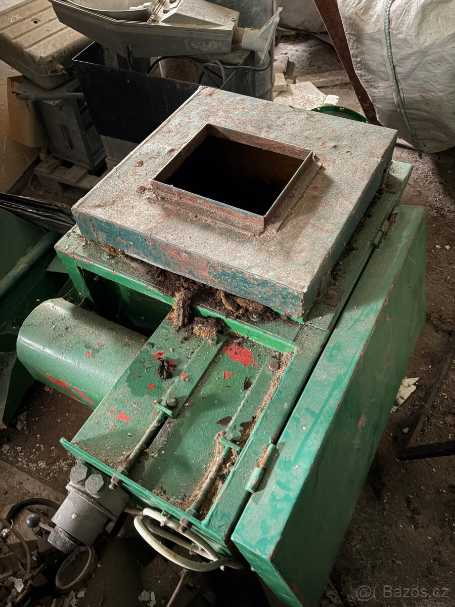 mechanický kladívkový drtič - 3