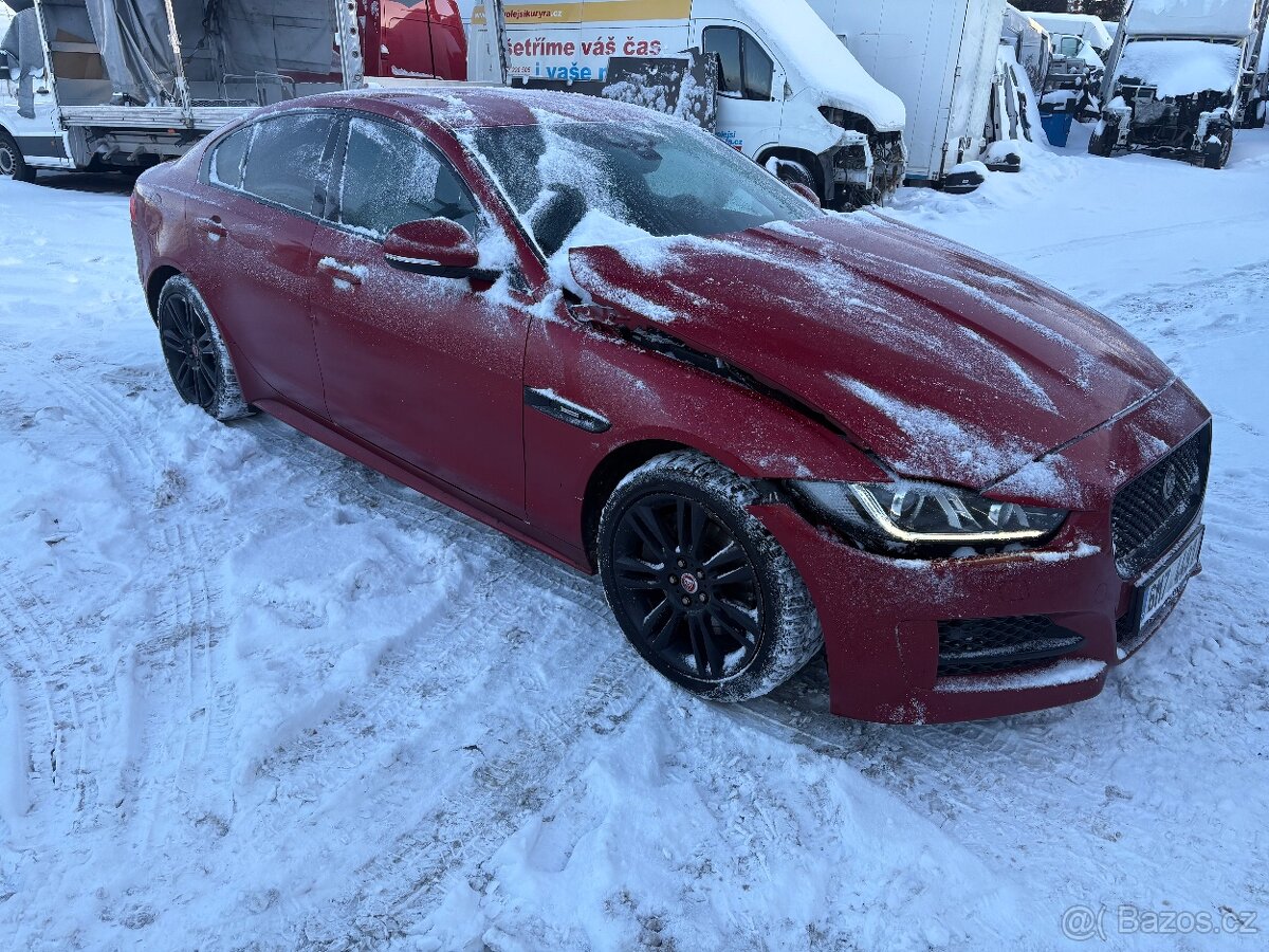 Jaguar xe 2,0 d R 4x4 - 3