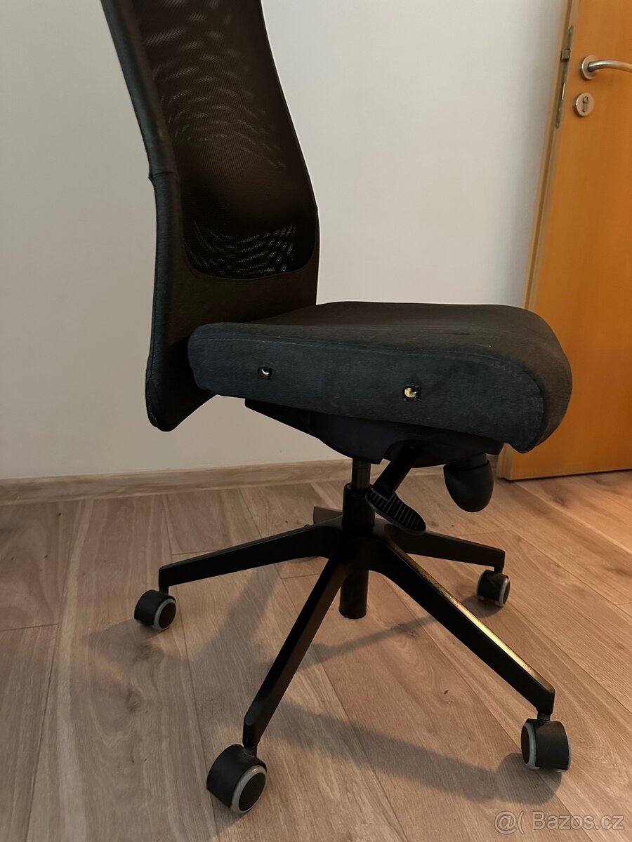 IKEA Markus - kancelářská židle - 3