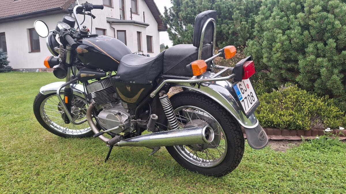 Jawa 350 Chopper - 3