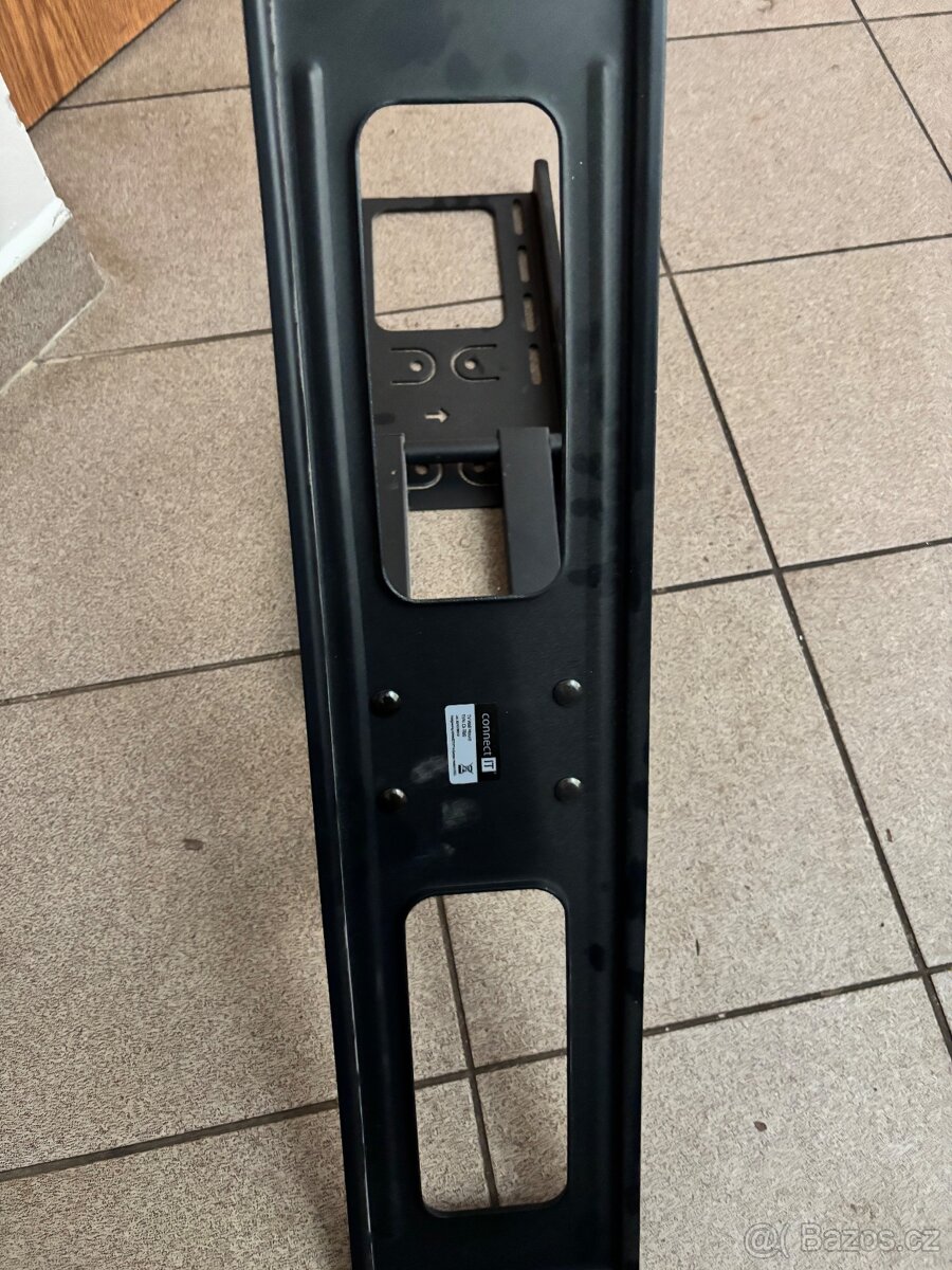 Nástěnný držák - 3