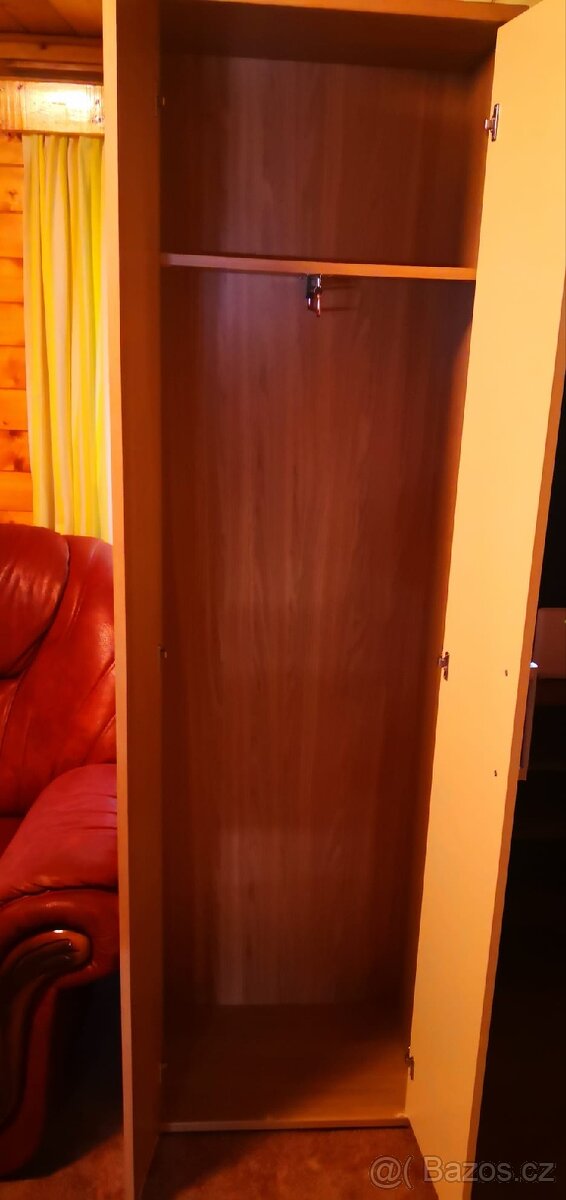 Skříň - 3