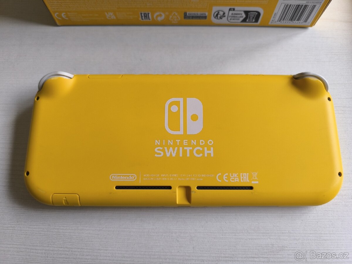Nintendo Switch Lite - 3