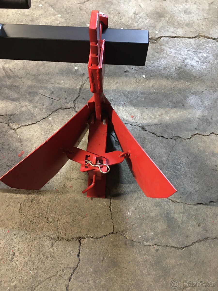 Malotraktor hrobkovací radličky - 3