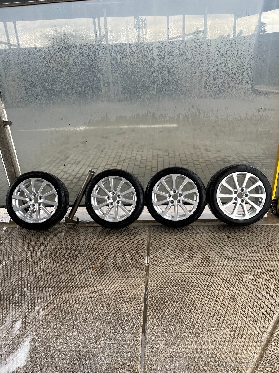 Prodam original 4x alu "17" s pneu - 3