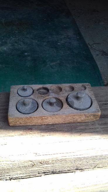 Prodám levně starožitné věci " z půdy" + retro nábytek - 3