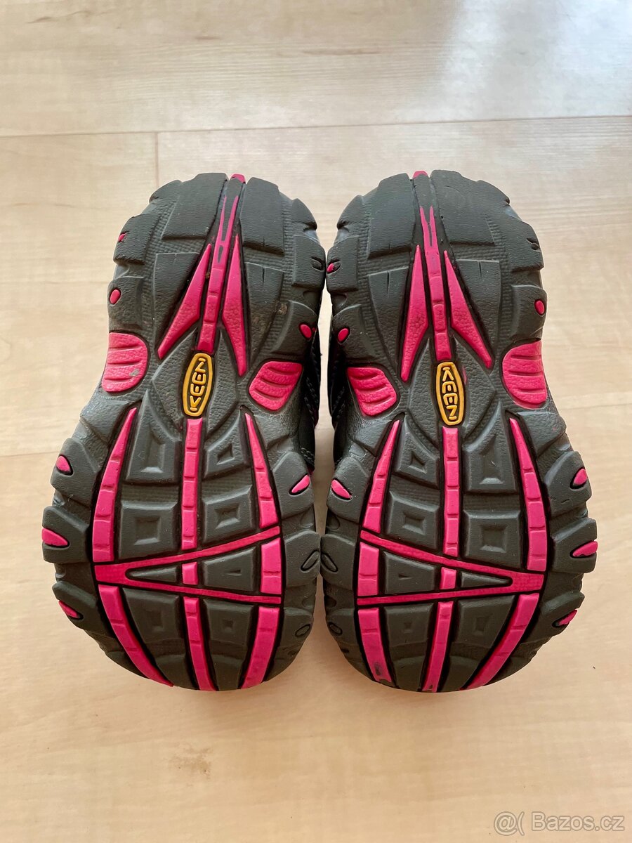 Keen trekovky vel. 24 - 3