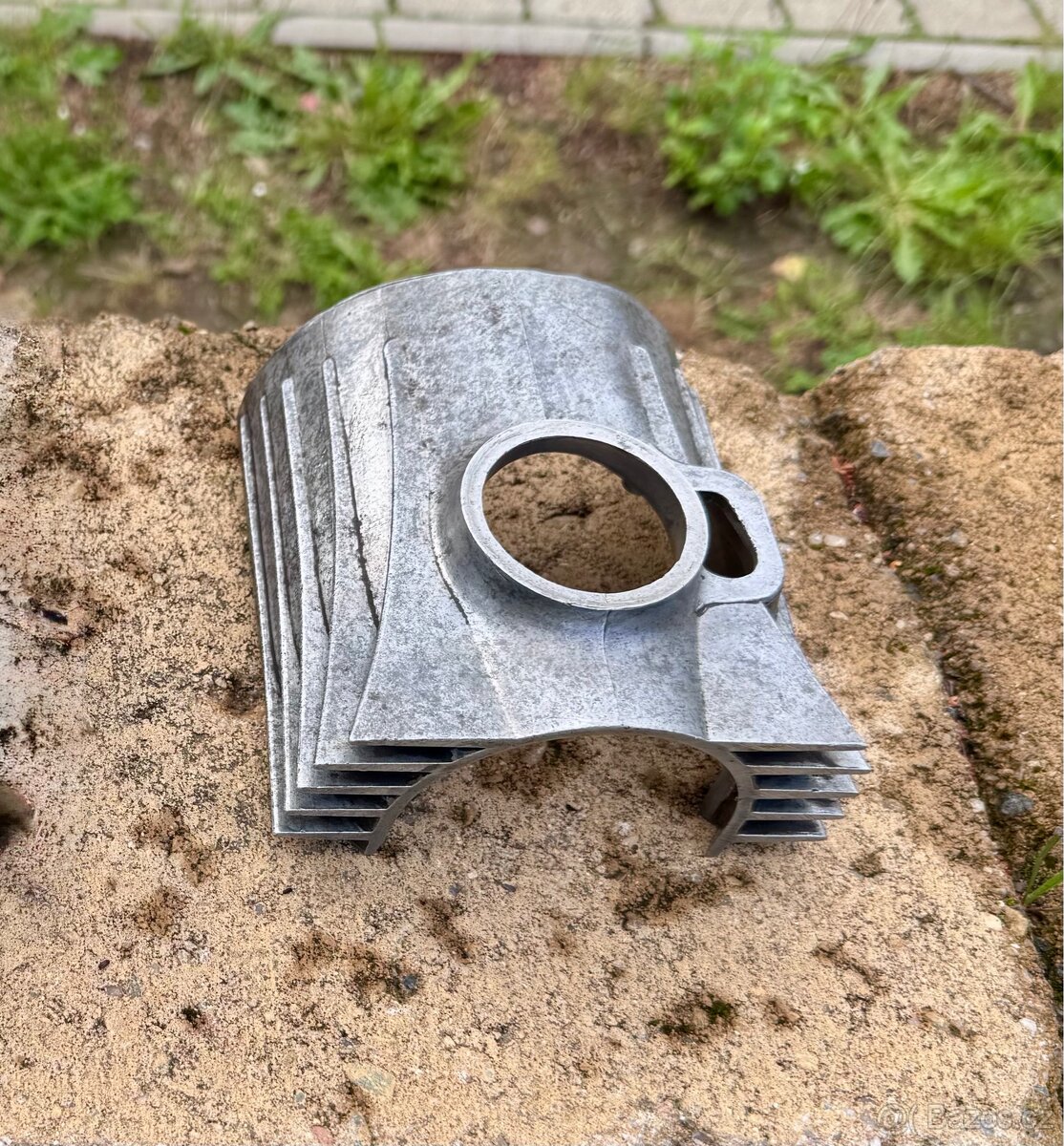 ČZ 125 175 250 - kryt karburátoru - 3