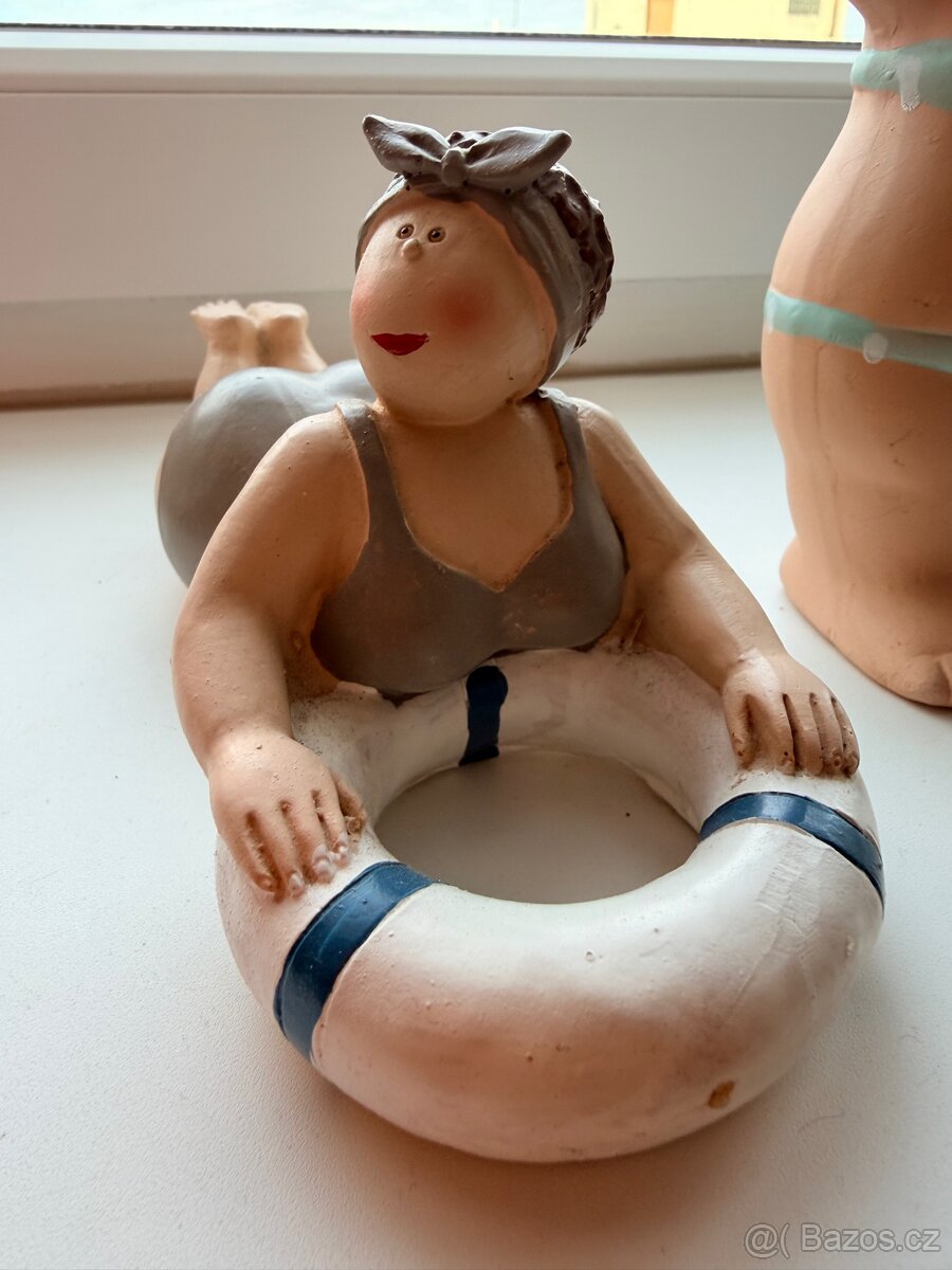 Retro plážové figurky – sada 4 ks, 17–20 cm, bez poškození - 3