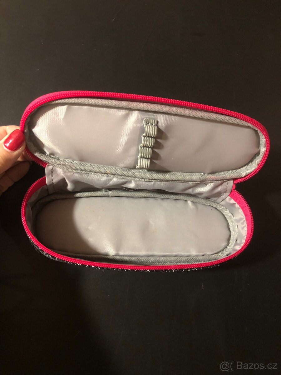 Menší dívčí penál s kamínky - 3