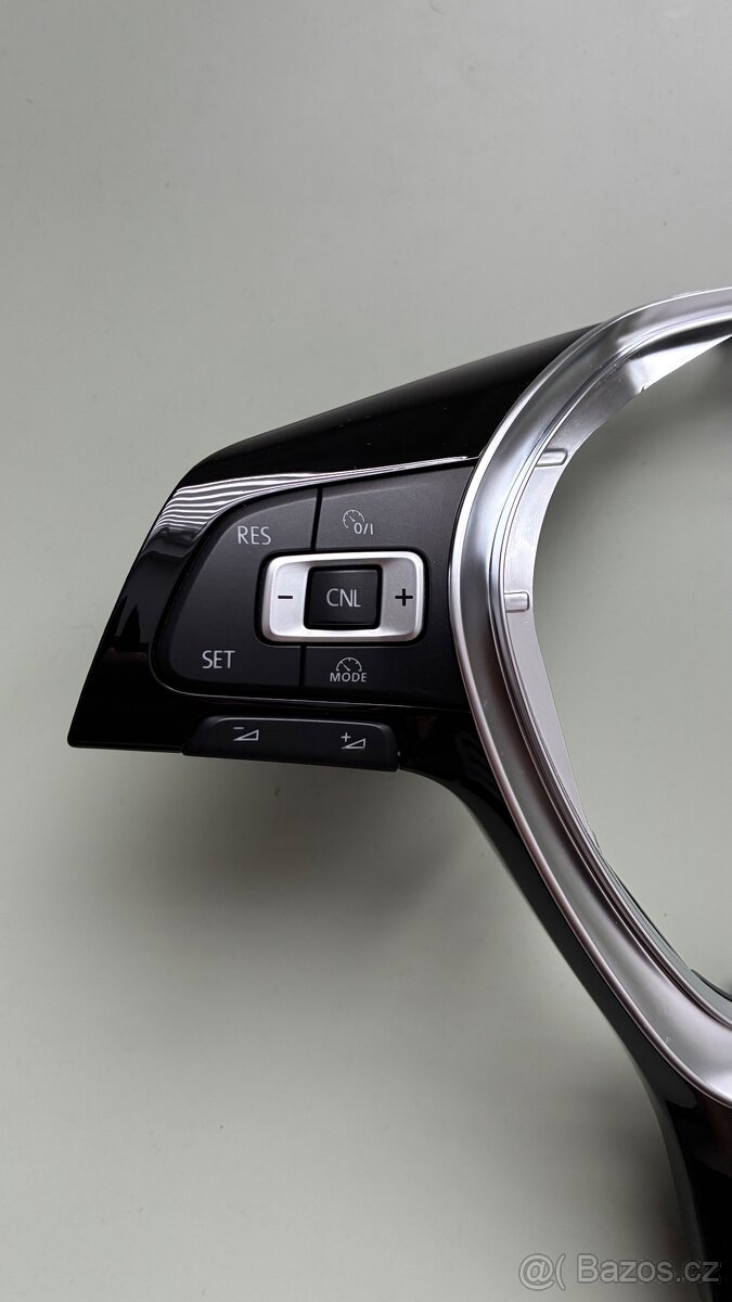 Prodám dekor VW s multifunkcí - 3