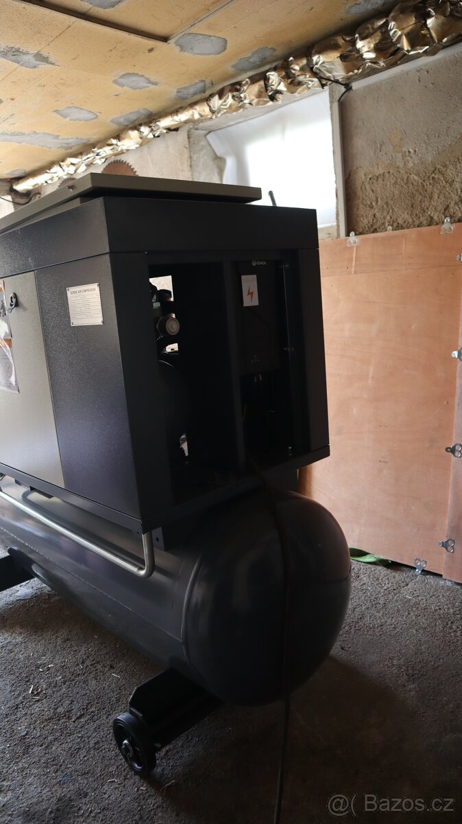 Šroubový kompresor + sušička vzduchu - 3