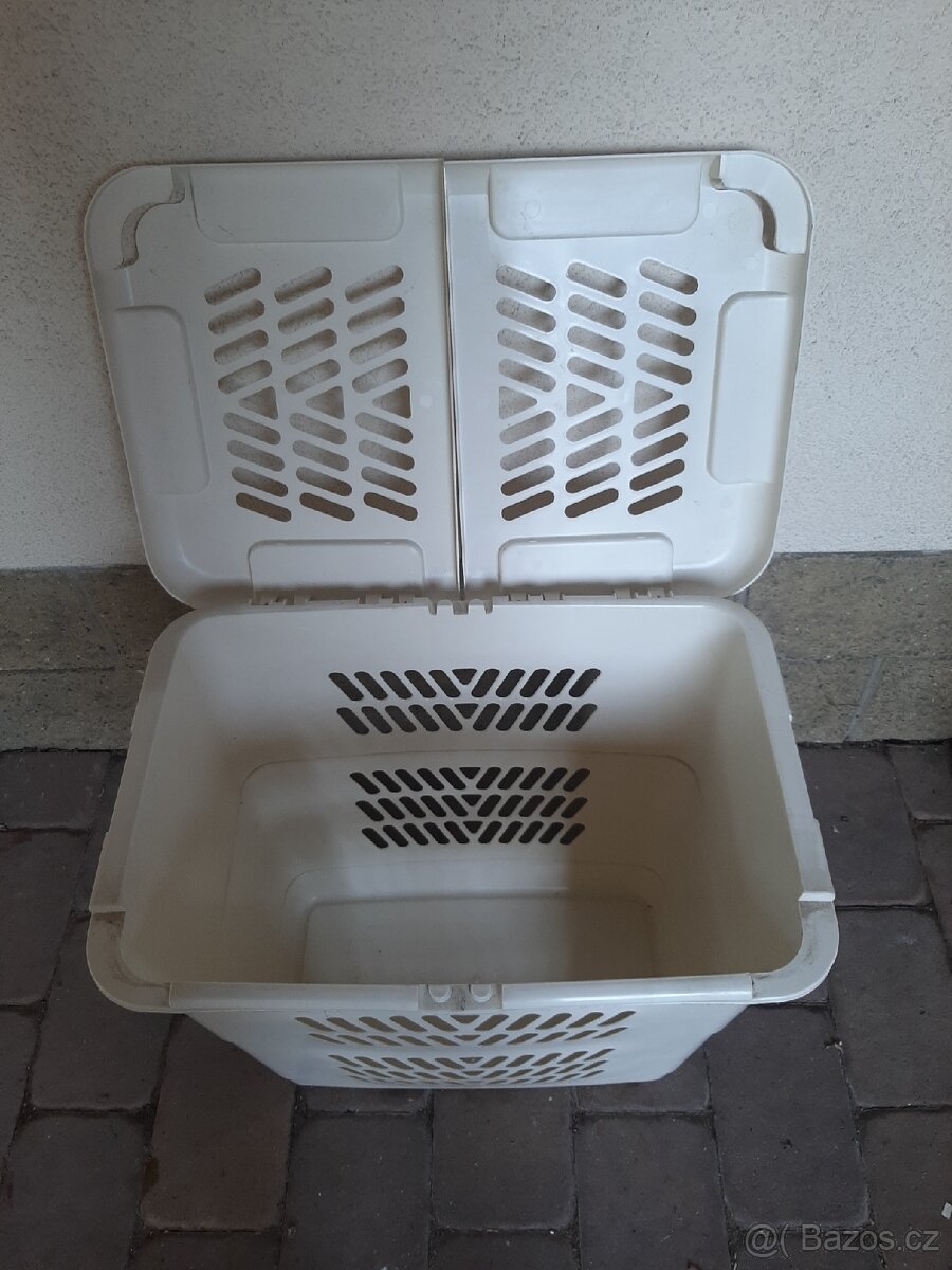 Plastový koš na prádlo - 3