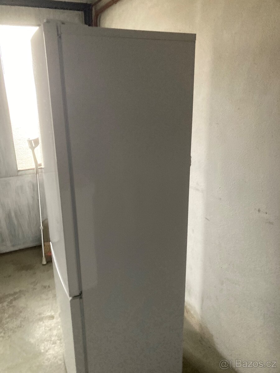 Lednice včetně mrazáku - 3