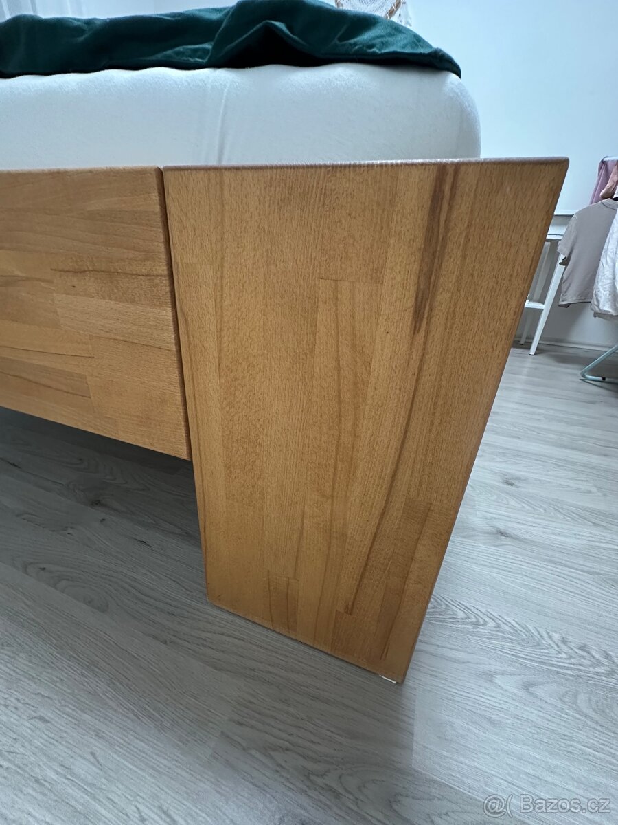 Drevena postel plus matrace a obal na matraci pratelny - 3