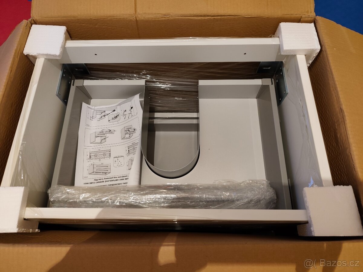 Skříňka do koupelny s umyvadlem - 3