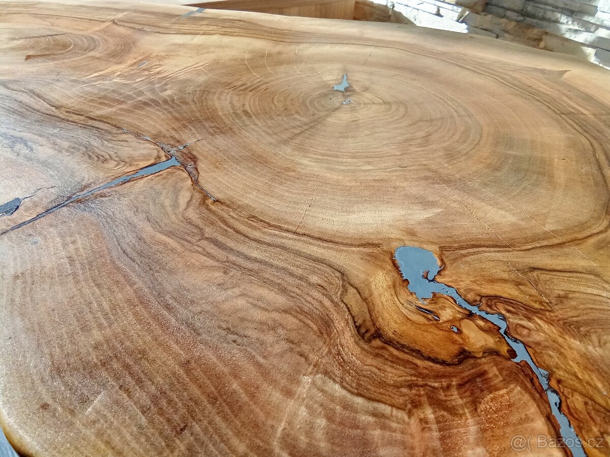 Odkládací stolek - 3