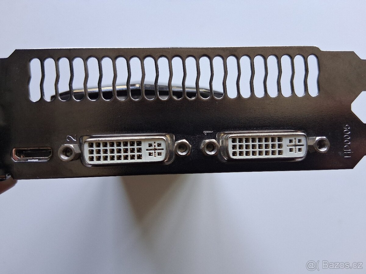 Grafická karta Gigabyte GeForce GTS 450 - 3