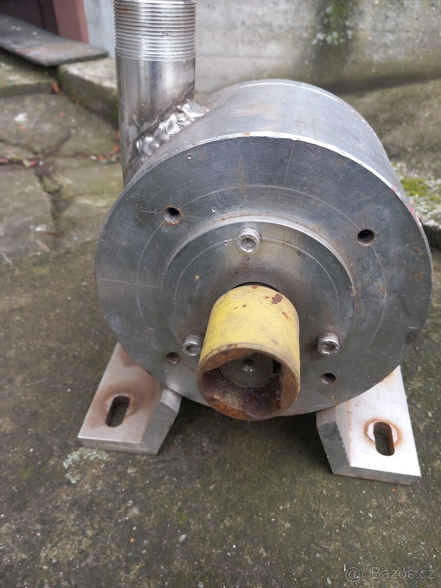 Celonerezové čerpadlo - 3