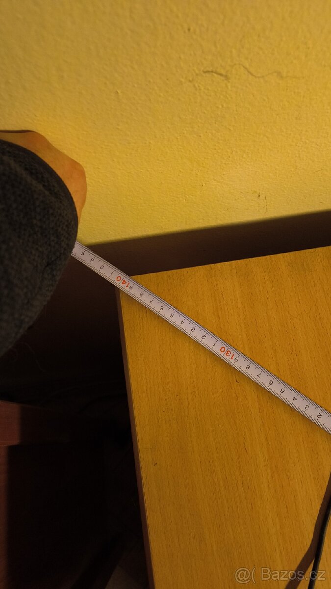 Rohový PC stolek - 3