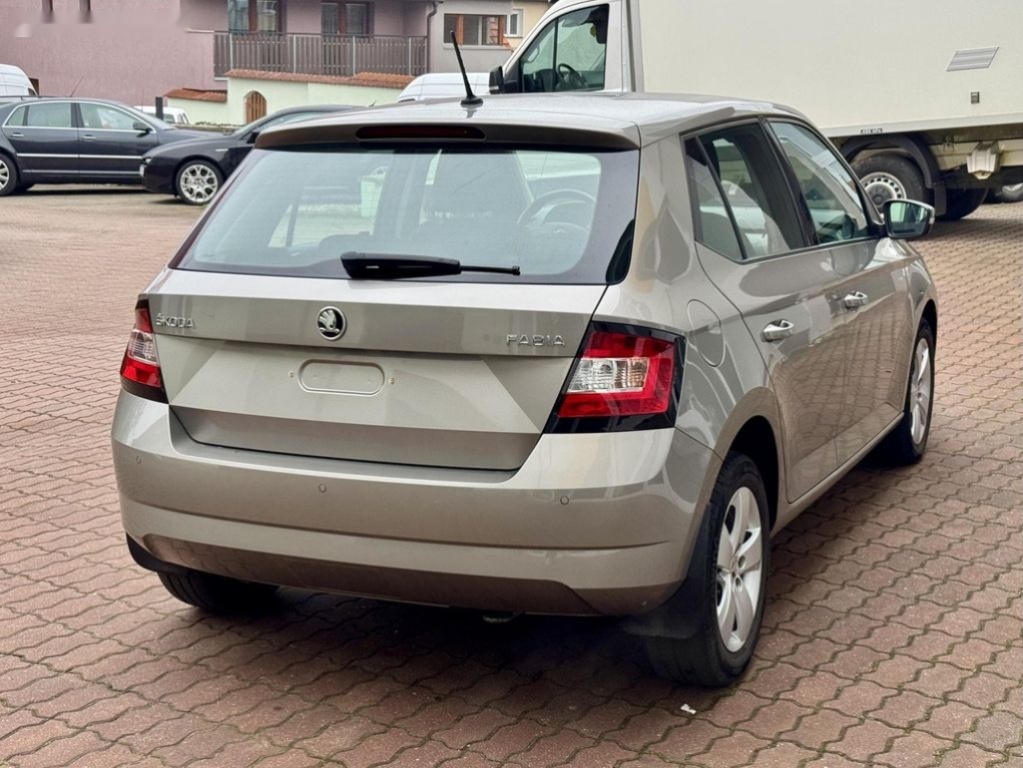 Škoda Fabia,1.2TSI Style ČR - 3