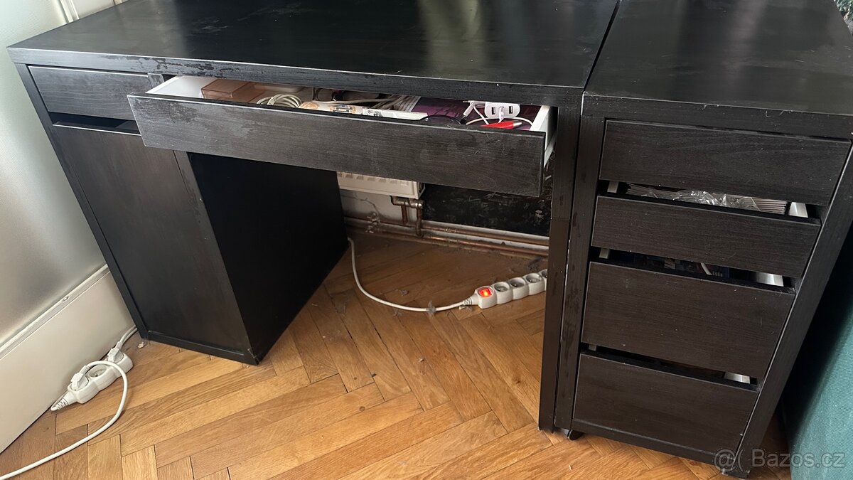 Pracovní stůl IKEA MICKE - 3