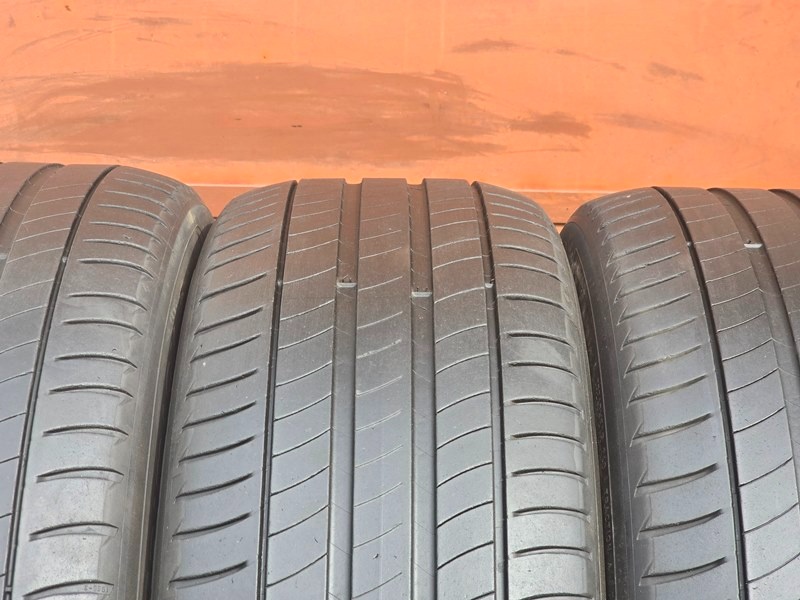 Letní Michelin 215/55/16XL - 3