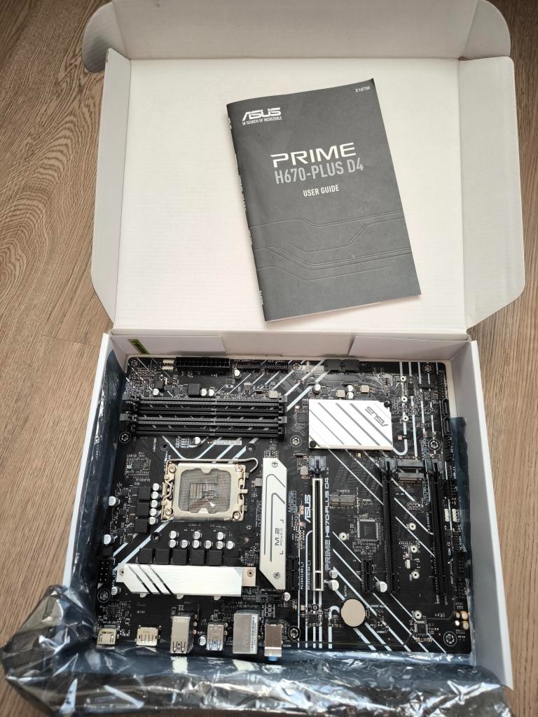 ASUS PRIME H670-plus d4 - 3