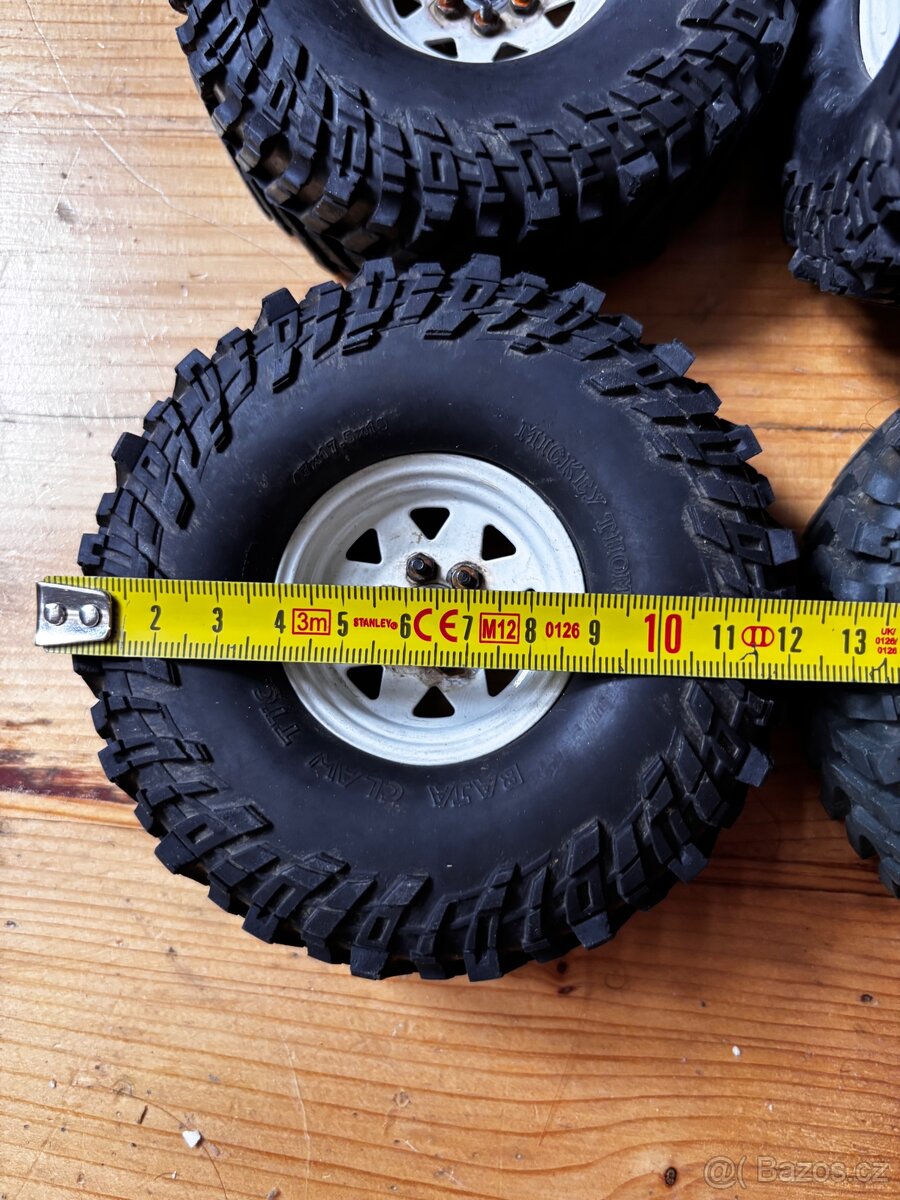 1:10 kola pro RC auto crawler RC4WD Mickey Thompson - 3