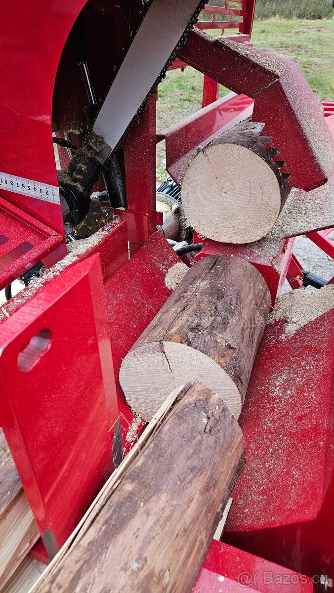 Štípací poloautomat YHT22T s motorem HONDA GX630 - 3