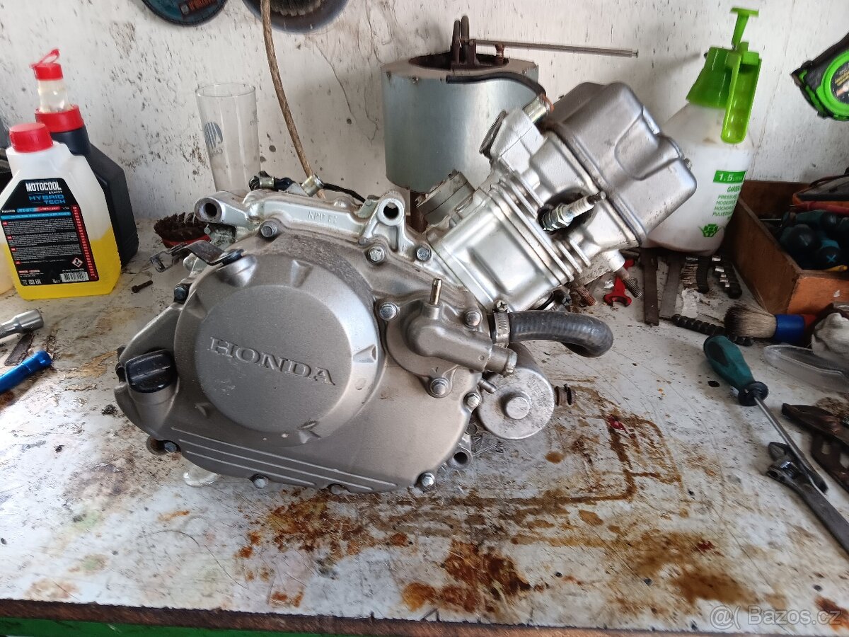 Motory Honda CBR 125 - 3