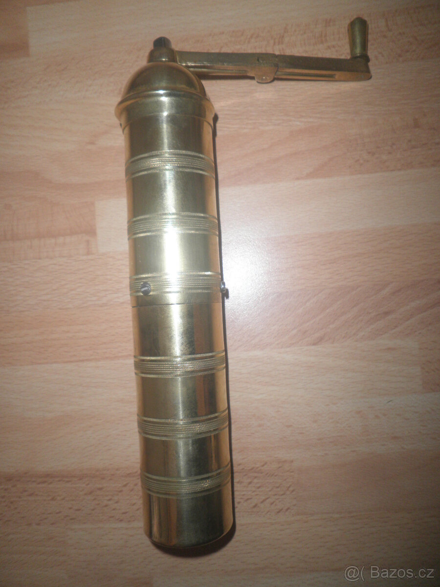 Mlýnek na kávu - 3