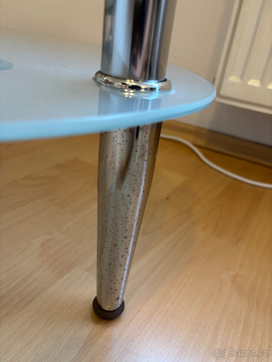 Konferenční stolek skleněný - 3