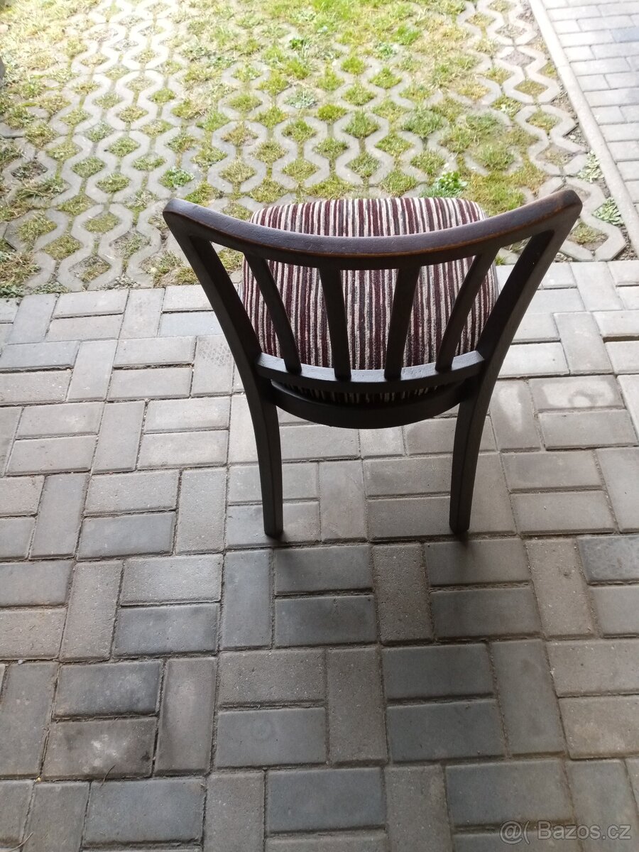 Židle - 3