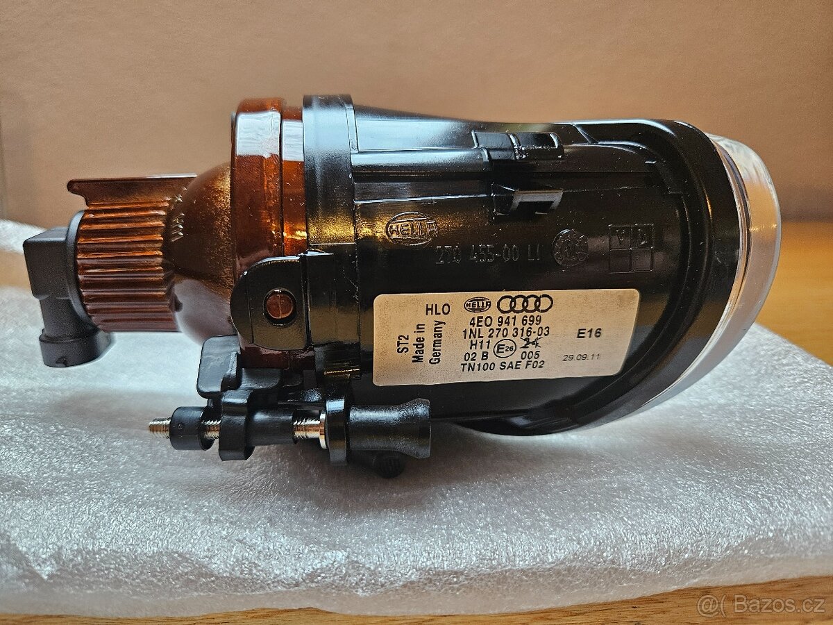 Hmlovka Audi A8/S8 D3 - 3