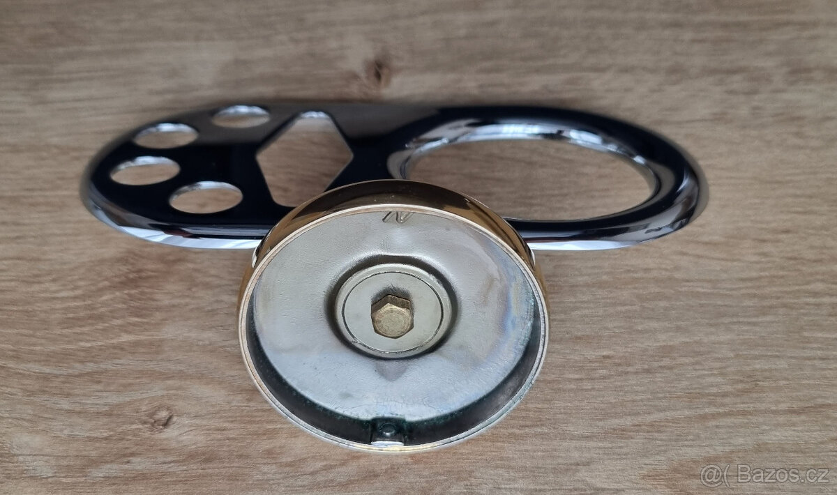 DRŽÁK KARTÁČKŮ, PASTY A SKLENIČKY METALIA 1 - 3