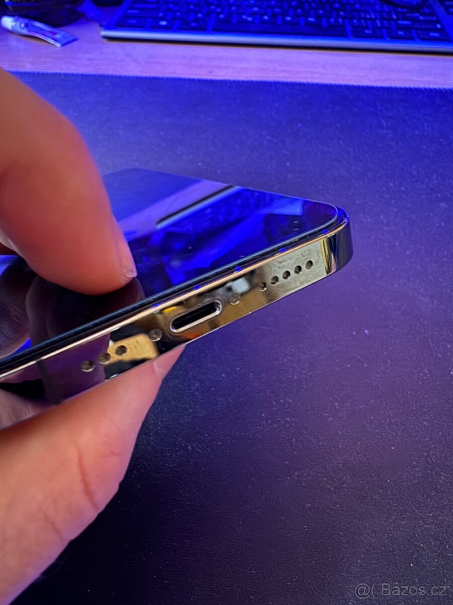 iPhone 13 Pro 128 GB + příslušenství - 3