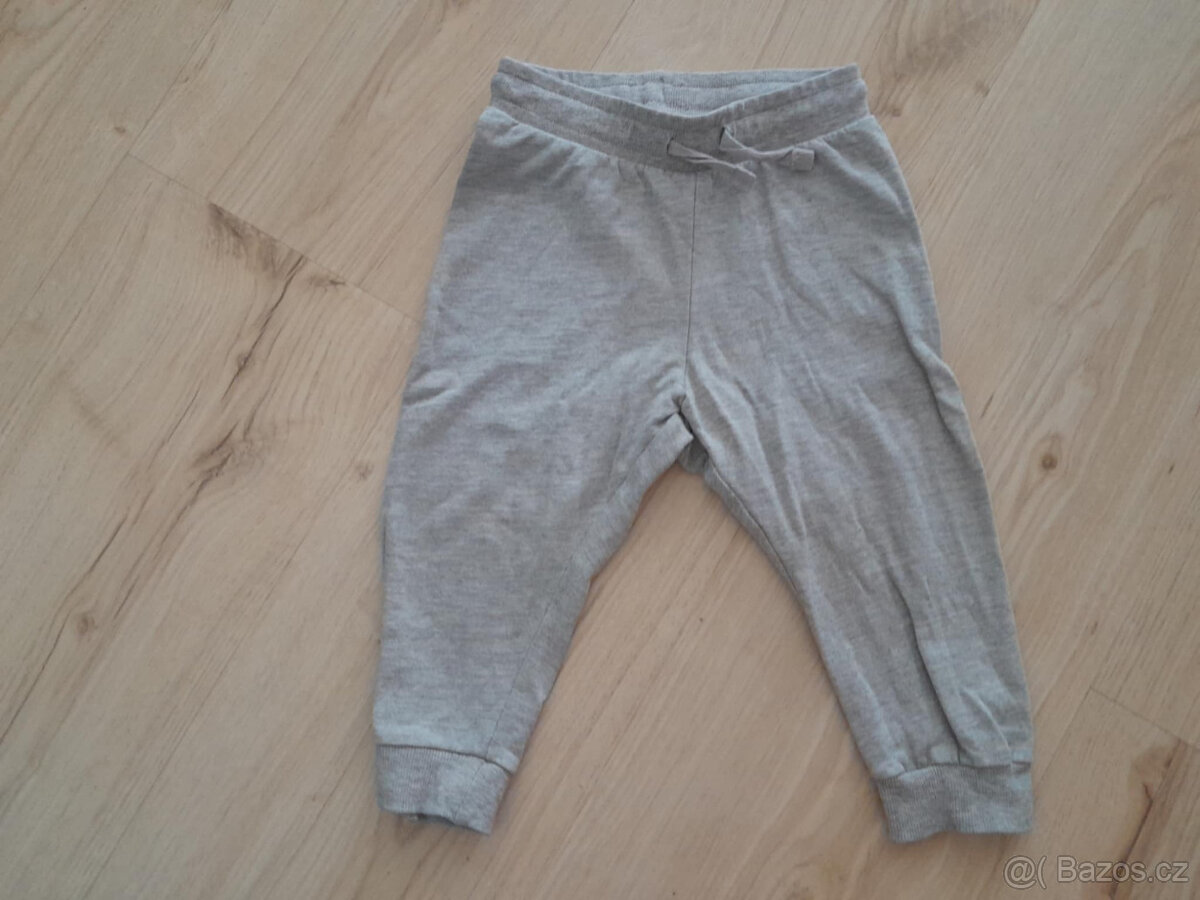 Tepláky vel. 80 - 4 kusy různé barvy - 3