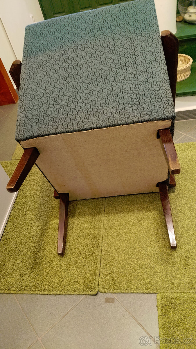 Prodán retro staré křeslo - 3