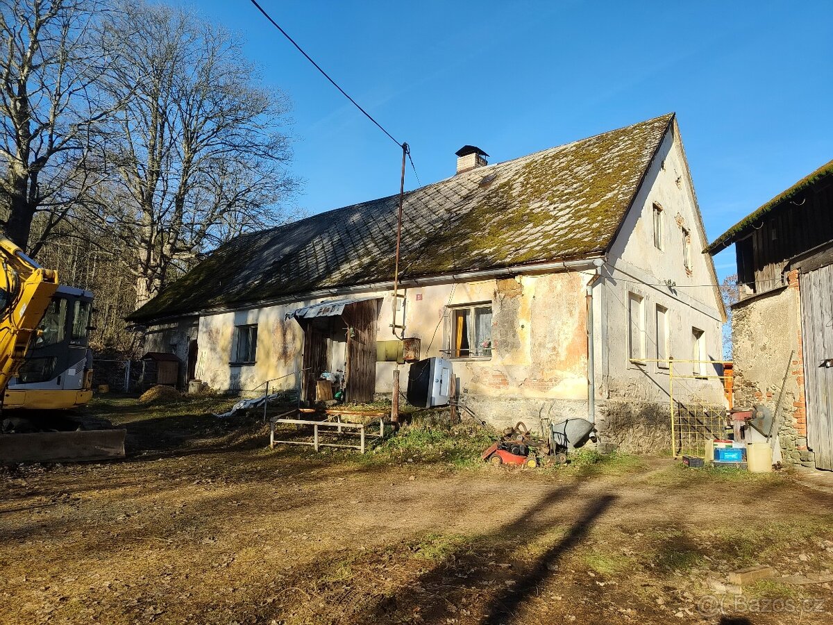 Vesnický dům před rekonstrukcí - Hora sv. Václava - 3