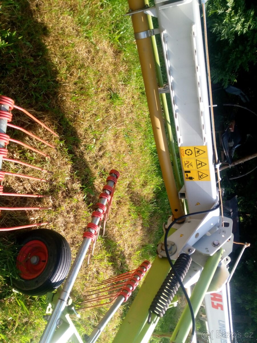 Nahrabovač, shrnovač sena a píce CLAAS LINER 1550TWIN - 3