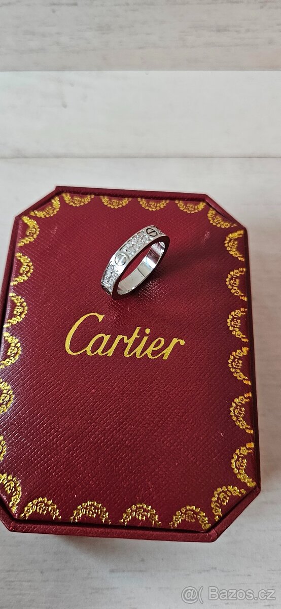 Prsten Cartier Love s drobnými kamínky - 3